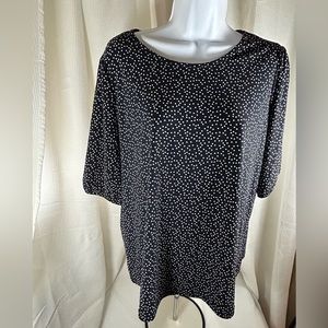 Anne Klein, short sleeve black and white blouse women’s size large